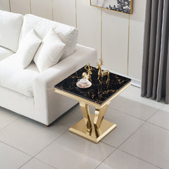 #BLACK/GOLD