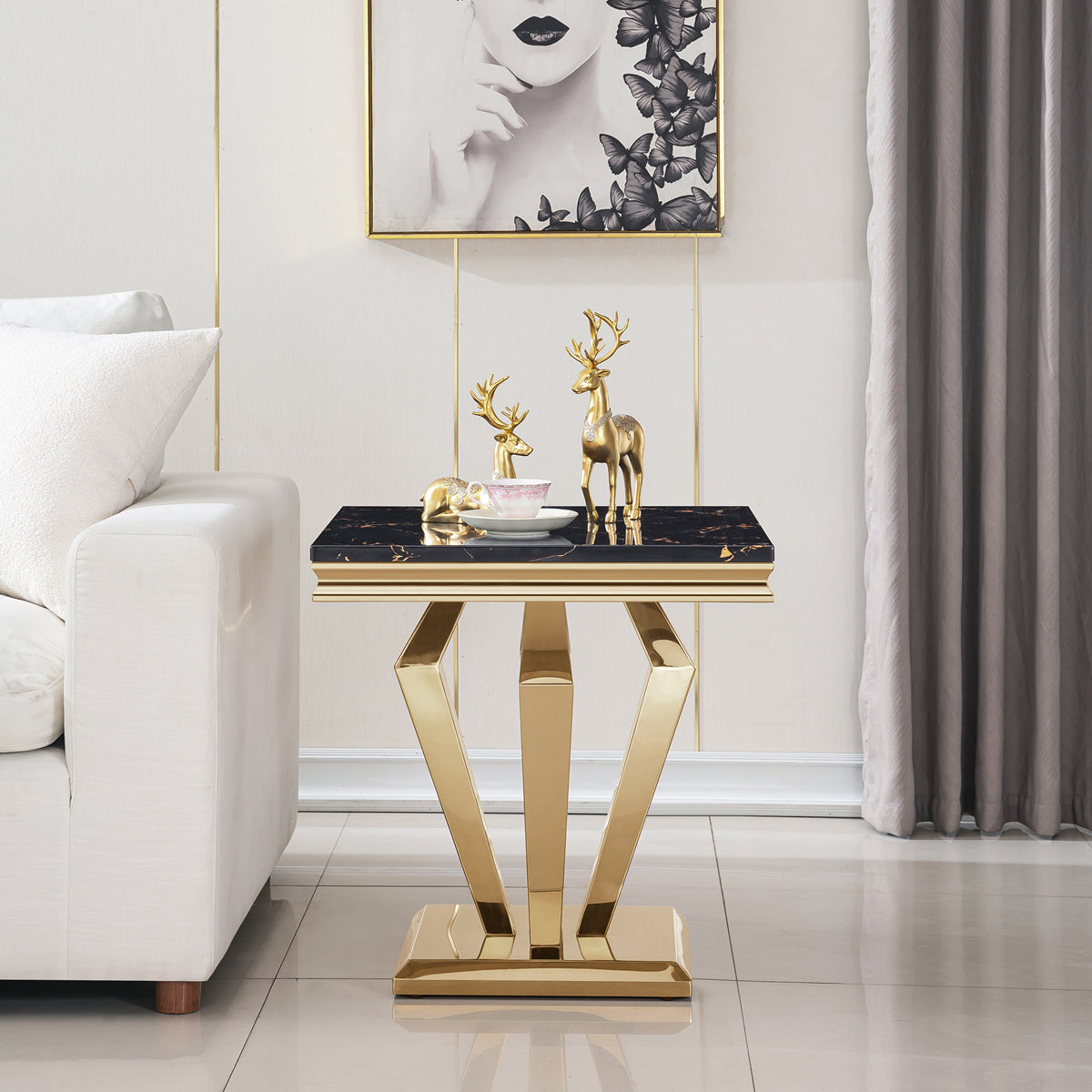 #BLACK/GOLD